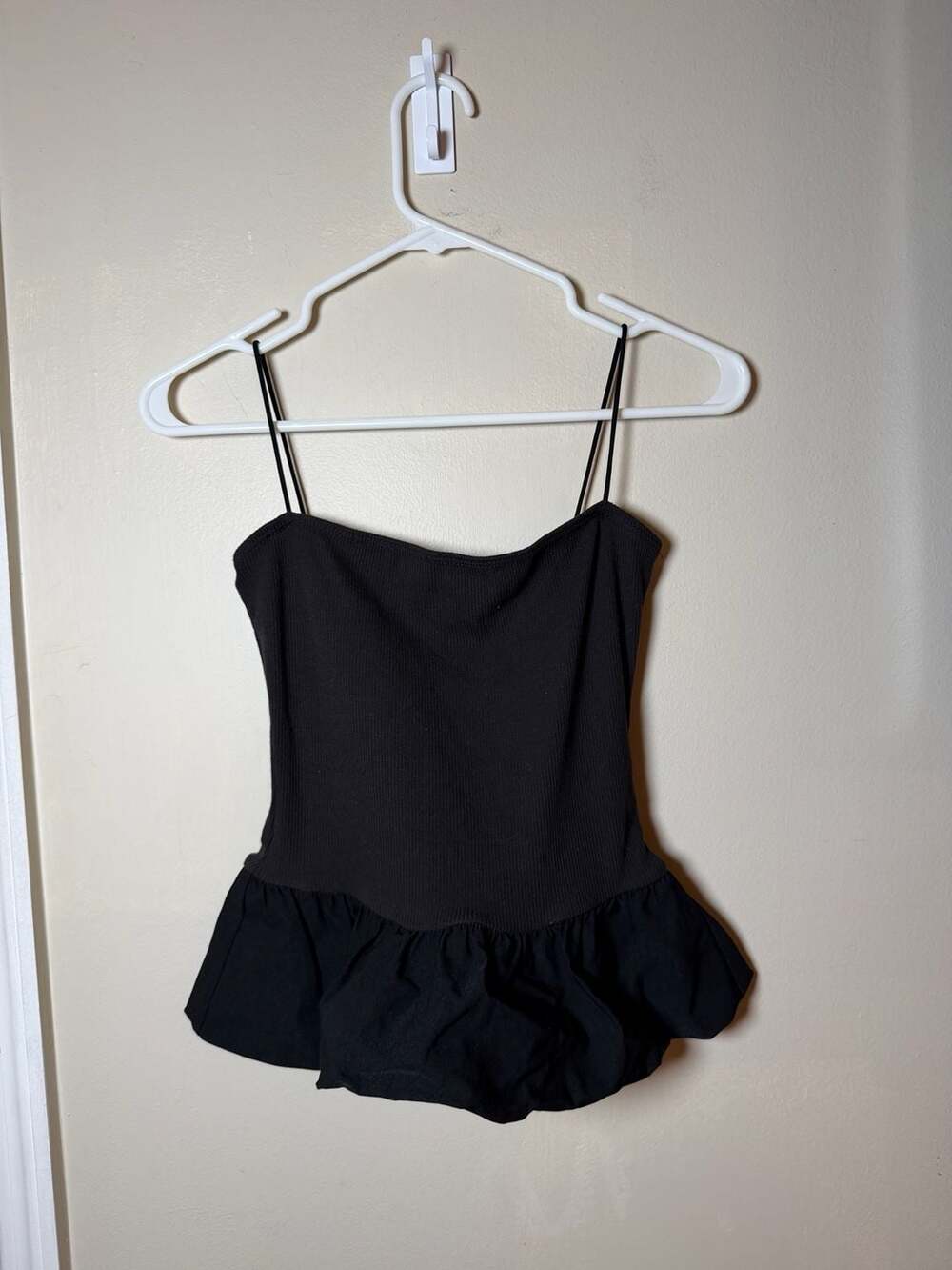 Blue Blush Bubble Hem Camisole Size S Black Ribbed Top